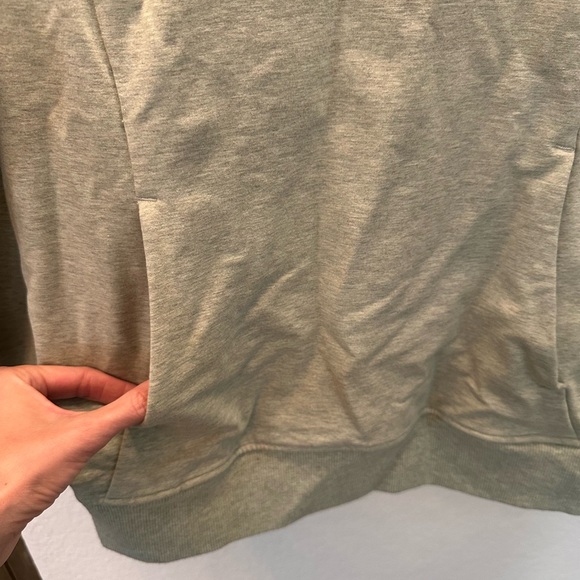 Lululemon scuba crew in heathered springtime size 6 - Picture 5 of 7